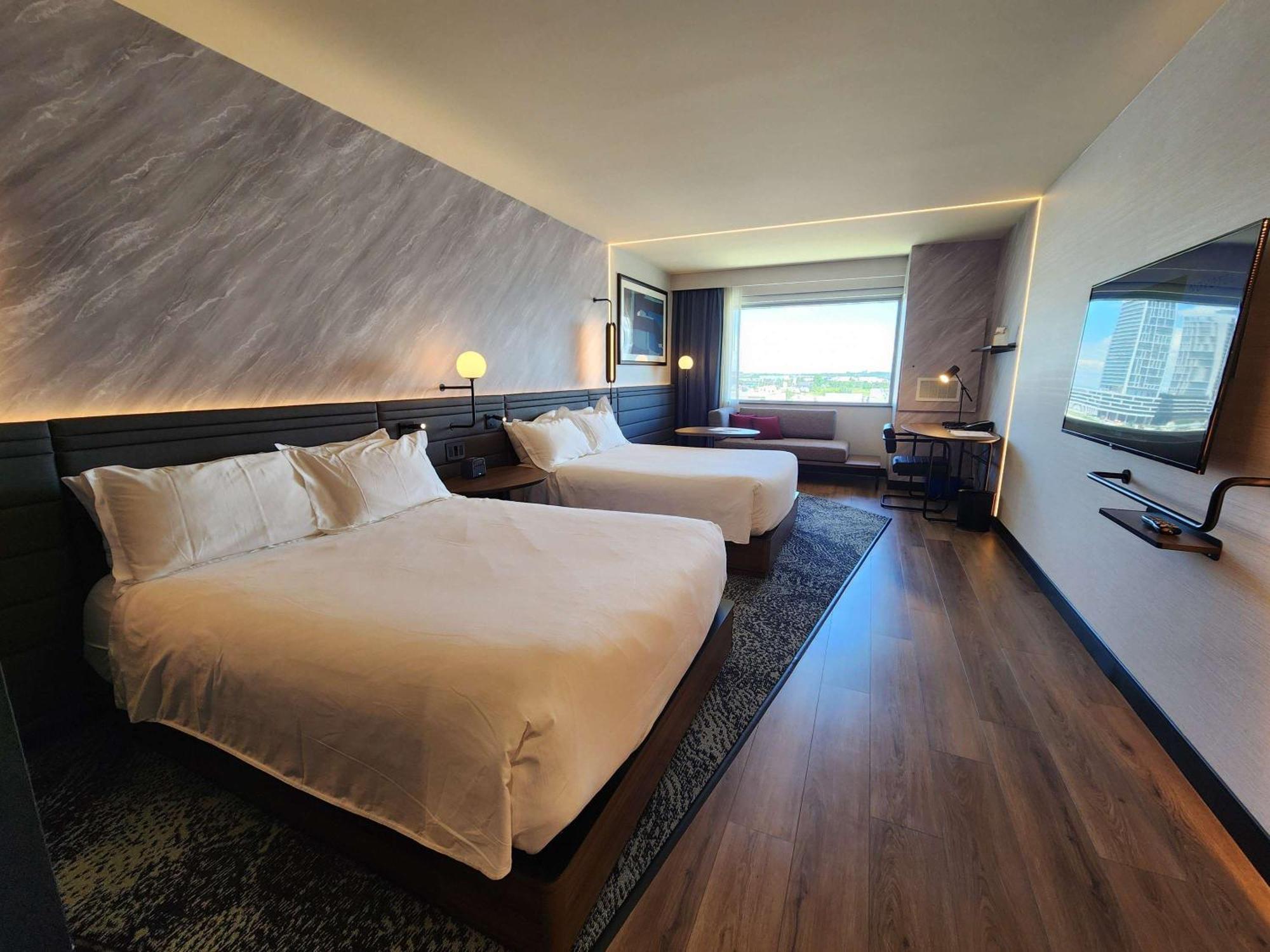Novotel Toronto Vaughan Centre Екстериор снимка