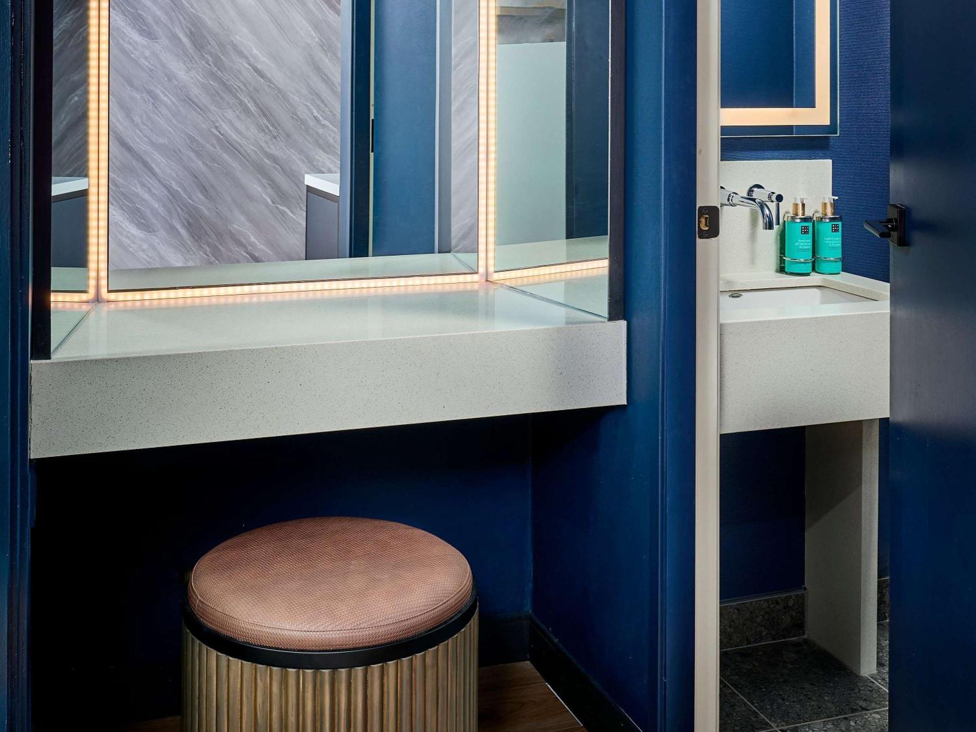 Novotel Toronto Vaughan Centre Екстериор снимка