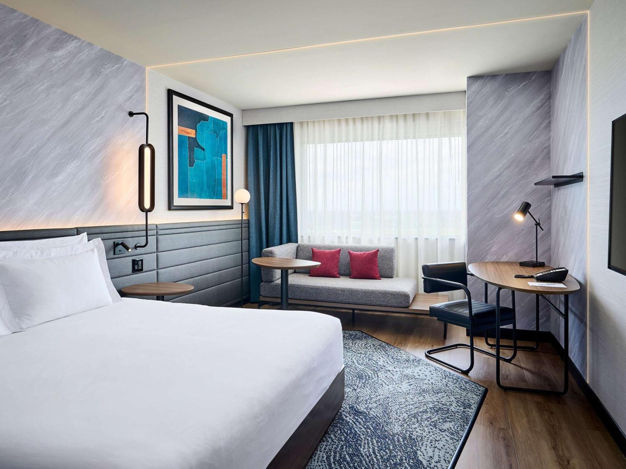 Novotel Toronto Vaughan Centre Екстериор снимка